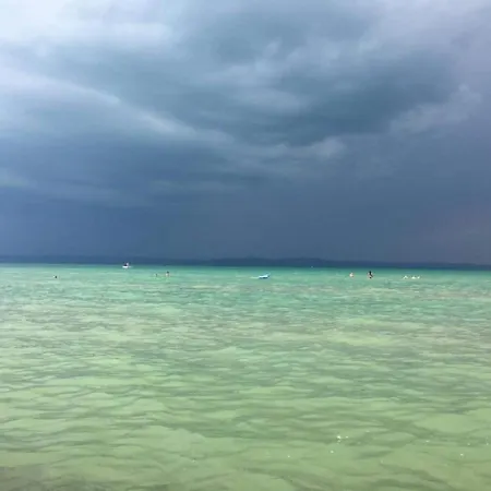 Portum Casa de Férias Siófok